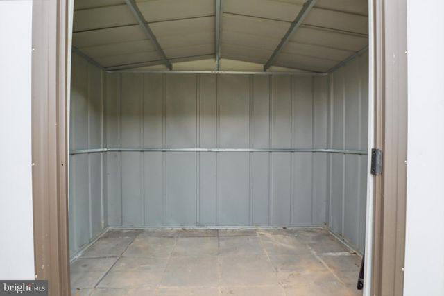 3104 GALAXY RD, Dover, PA 17315