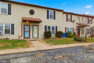 3104 GALAXY RD, Dover, PA 17315