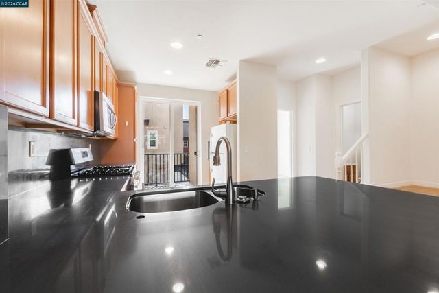 3091 Madsen St, Hayward, CA 94541