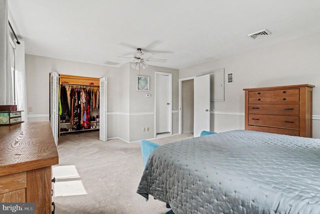 900 WOODLAWN DR, Lansdale, PA 19446