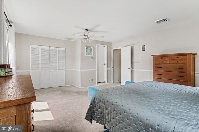 900 WOODLAWN DR, Lansdale, PA 19446