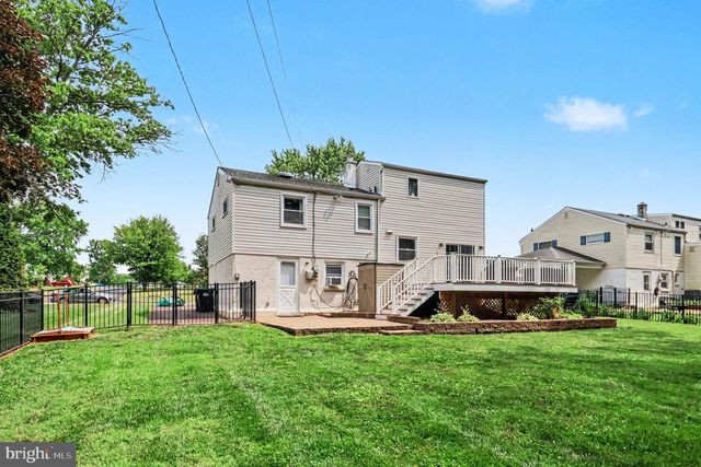 900 WOODLAWN DR, Lansdale, PA 19446