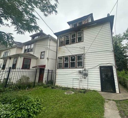 11833 S Indiana Avenue, Chicago, IL 60628