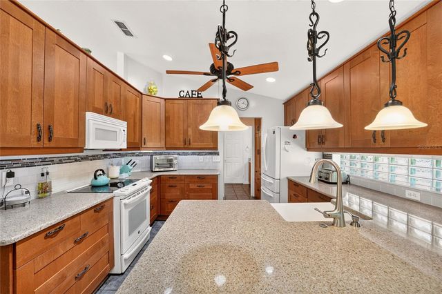 7121 SW 113TH LOOP, Ocala, FL 34476