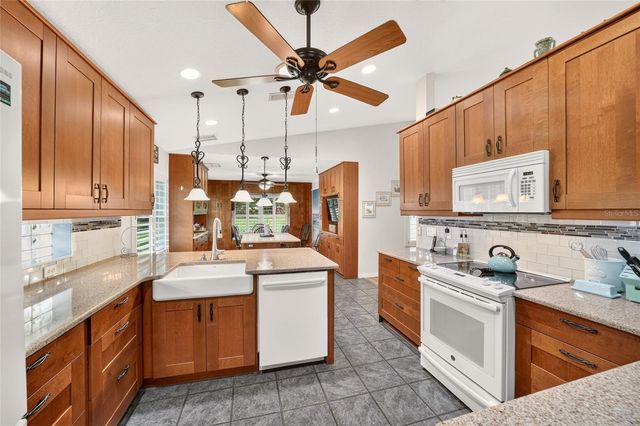 7121 SW 113TH LOOP, Ocala, FL 34476