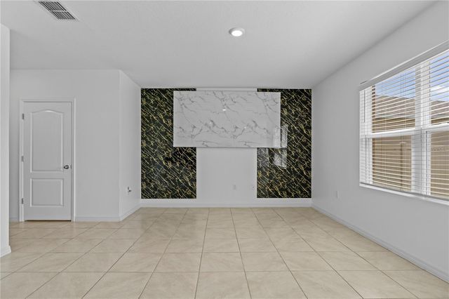 1264 CASCADES AVENUE, Davenport, FL 33837