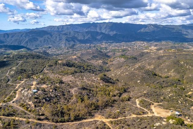 2494 Donnil Lane, Fallbrook, CA 92028