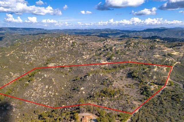 2494 Donnil Lane, Fallbrook, CA 92028