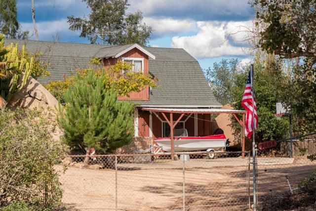 2494 Donnil Lane, Fallbrook, CA 92028