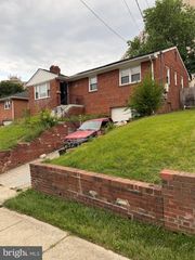 4227 23RD PKWY, Temple Hills, MD 20748