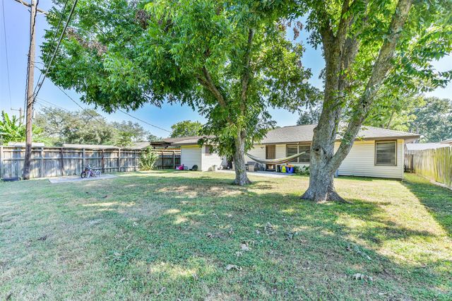 222 Linda Street, Deer Park, TX 77536