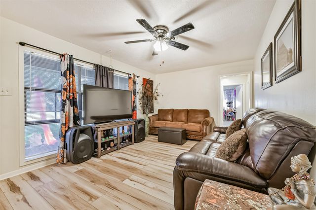 222 Linda Street, Deer Park, TX 77536