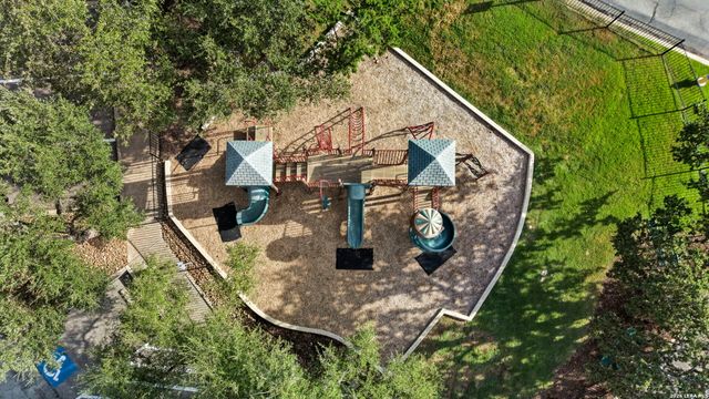 1911 Far Niente, San Antonio, TX 78258