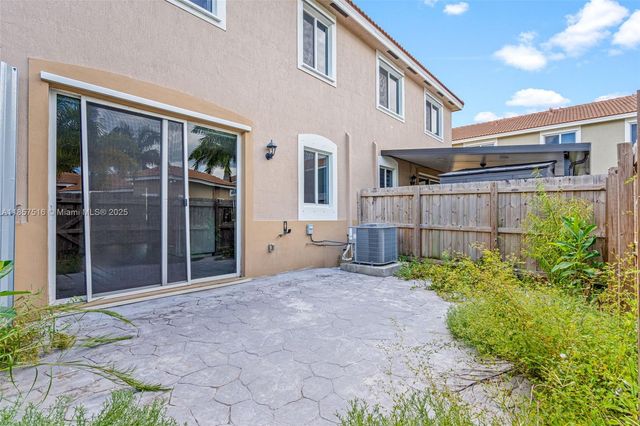 2431 SE 10th Ct, Homestead, FL 33035