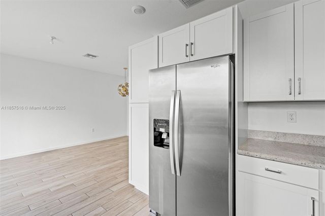 2431 SE 10th Ct, Homestead, FL 33035