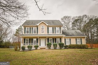 105 N Oakland Circle, Mcdonough, GA 30253