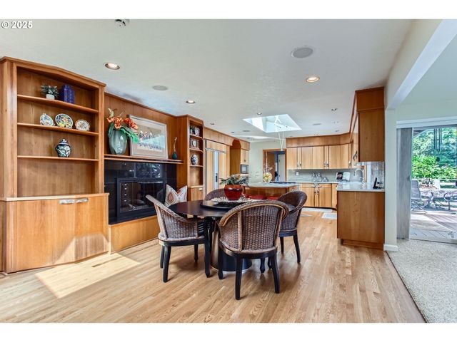 7145 Sw GABLE Pkwy, Portland, OR 97225