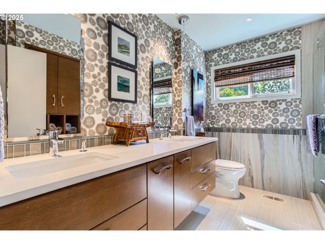 7145 Sw GABLE Pkwy, Portland, OR 97225