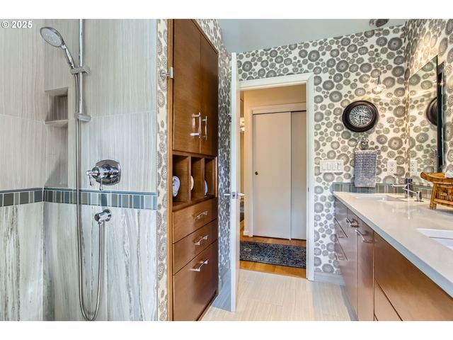 7145 Sw GABLE Pkwy, Portland, OR 97225