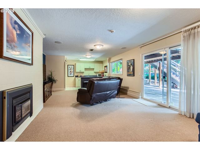 7145 Sw GABLE Pkwy, Portland, OR 97225