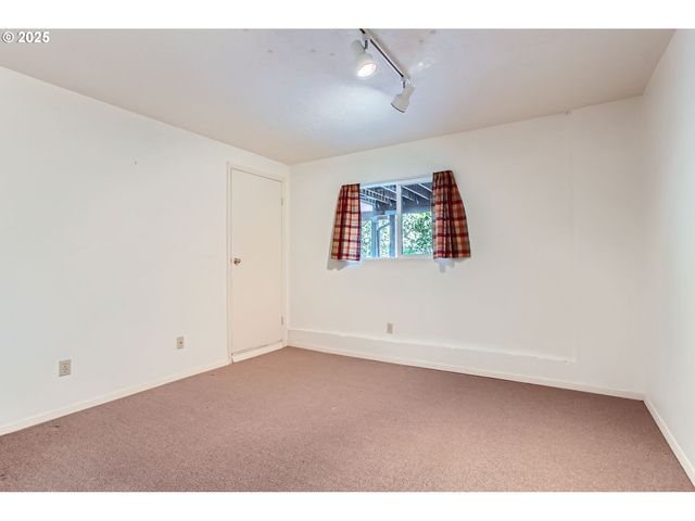 7145 Sw GABLE Pkwy, Portland, OR 97225