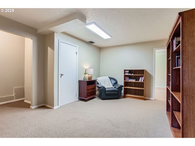 7145 Sw GABLE Pkwy, Portland, OR 97225