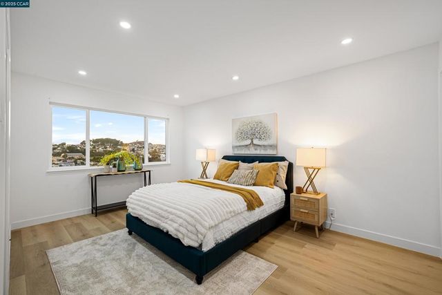 657 Silver Ave, San Francisco, CA 94134