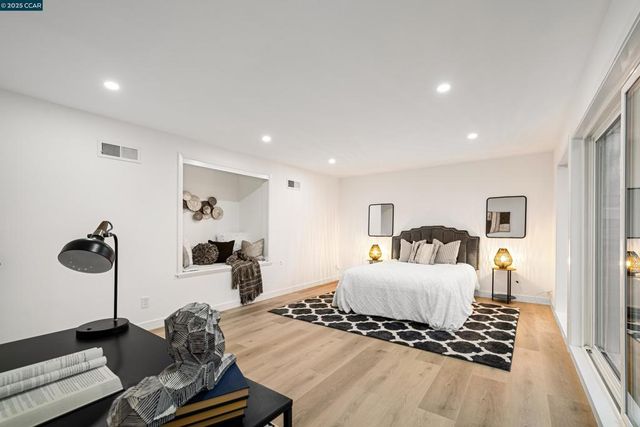 657 Silver Ave, San Francisco, CA 94134