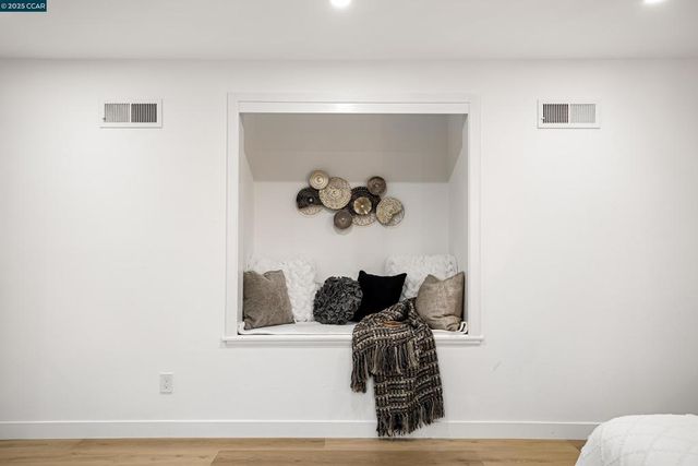 657 Silver Ave, San Francisco, CA 94134