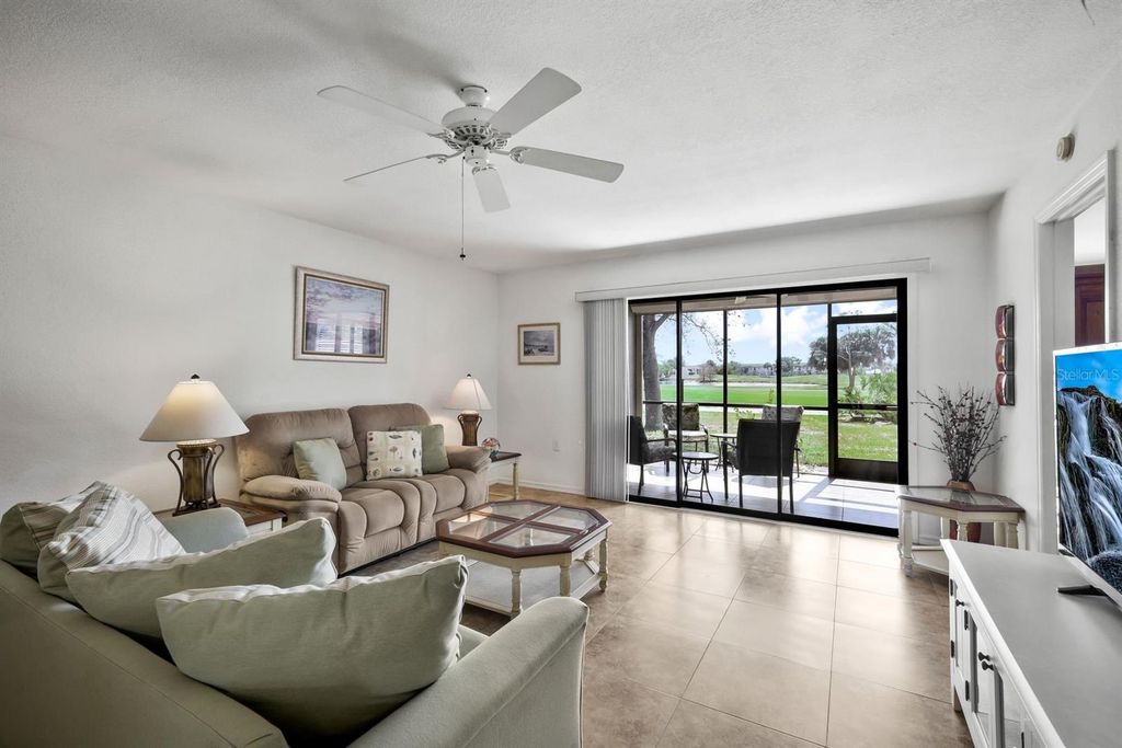 Image 13 of property listing at 1335 SAXONY CIRCLE 314, Punta Gorda, FL 33983