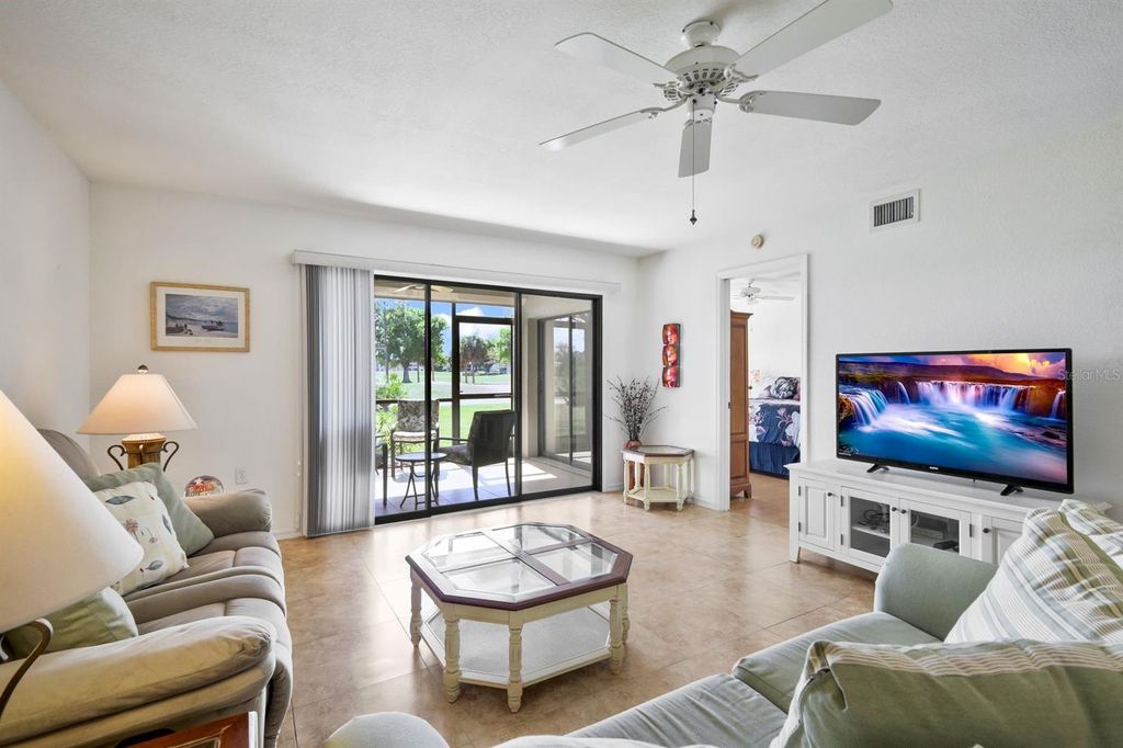 Image 14 of property listing at 1335 SAXONY CIRCLE 314, Punta Gorda, FL 33983