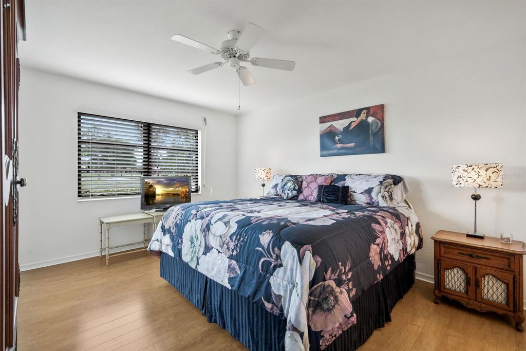 Image 18 of property listing at 1335 SAXONY CIRCLE 314, Punta Gorda, FL 33983