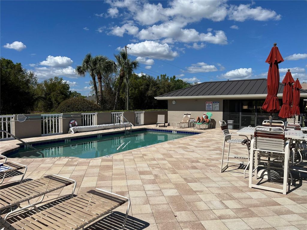 Image 6 of property listing at 1335 SAXONY CIRCLE 314, Punta Gorda, FL 33983