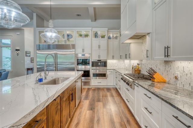 417 Haney Trace, Horseshoe Bay, TX 78657