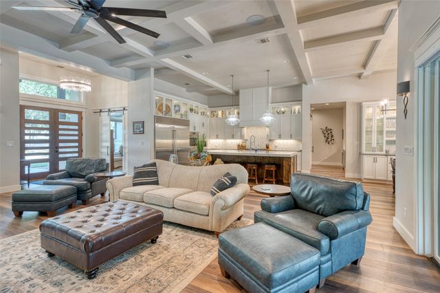 417 Haney Trace, Horseshoe Bay, TX 78657