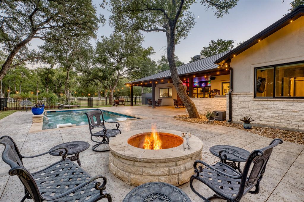 417 Haney Trace, Horseshoe Bay, TX 78657
