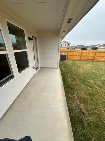 742 Globe Mallow CIR, Kyle, TX 78640