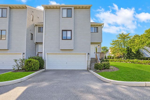 13 James Court, Nanuet, NY 10954