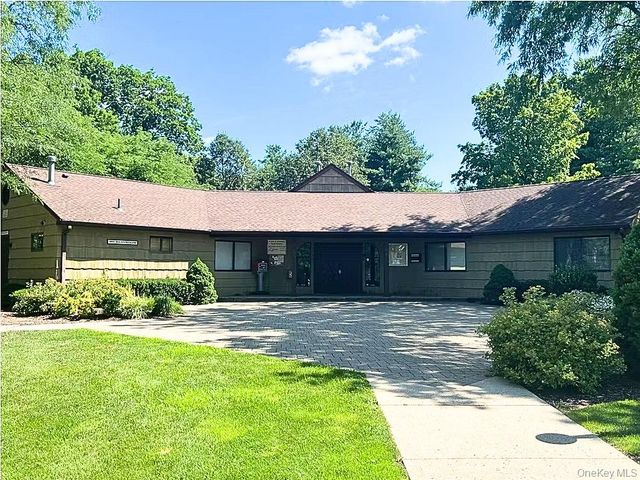 13 James Court, Nanuet, NY 10954