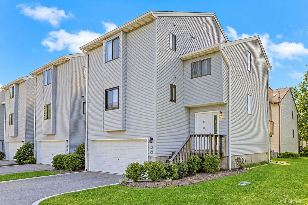 13 James Court, Nanuet, NY 10954 — exterior