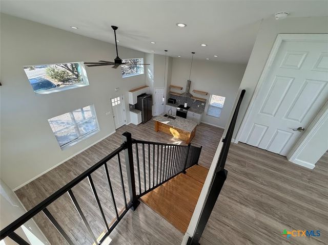 1226 Whispering Hills Drive, Canyon Lake, TX 78133