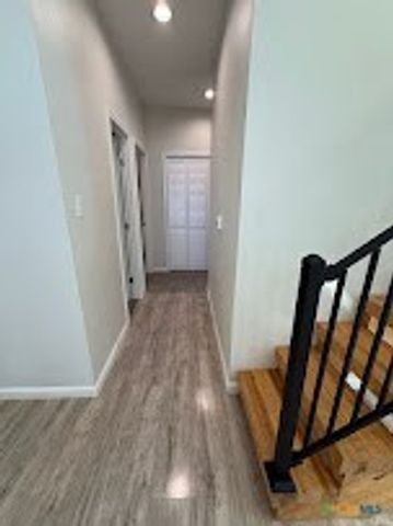 1226 Whispering Hills Drive, Canyon Lake, TX 78133