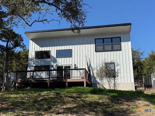 1226 Whispering Hills Drive, Canyon Lake, TX 78133