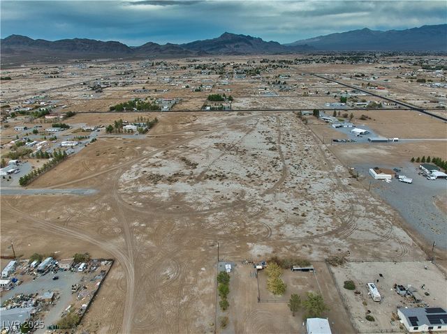 4191 West Maple Road, Pahrump, NV 89048