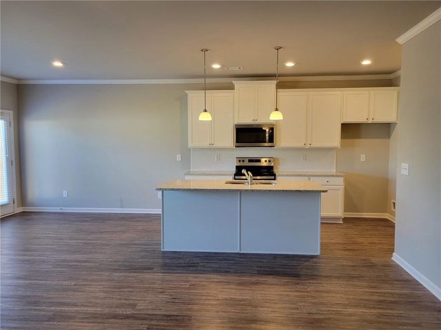 5205 fox den Road, Oakwood, GA 30566