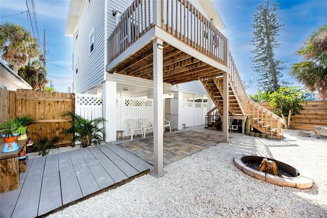 140 142ND AVENUE E, Madeira Beach, FL 33708