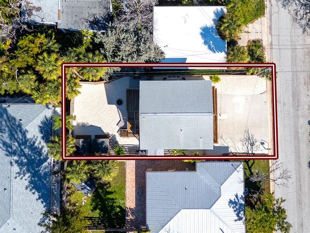 140 142ND AVENUE E, Madeira Beach, FL 33708