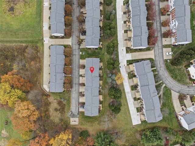 10534 Cherry Grove Court, Mccandless, PA 15090