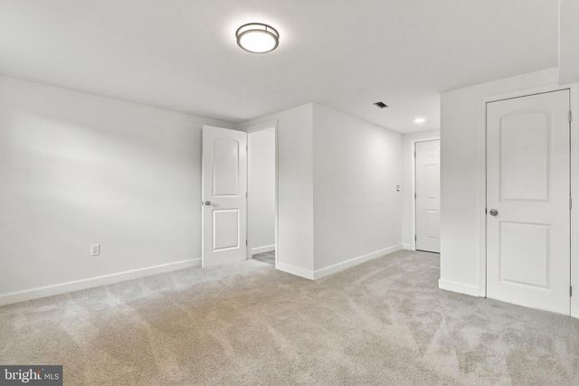 135 BLAKELEY PL, Charles Town, WV 25414