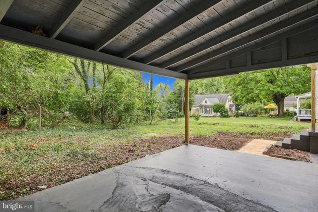 135 BLAKELEY PL, Charles Town, WV 25414